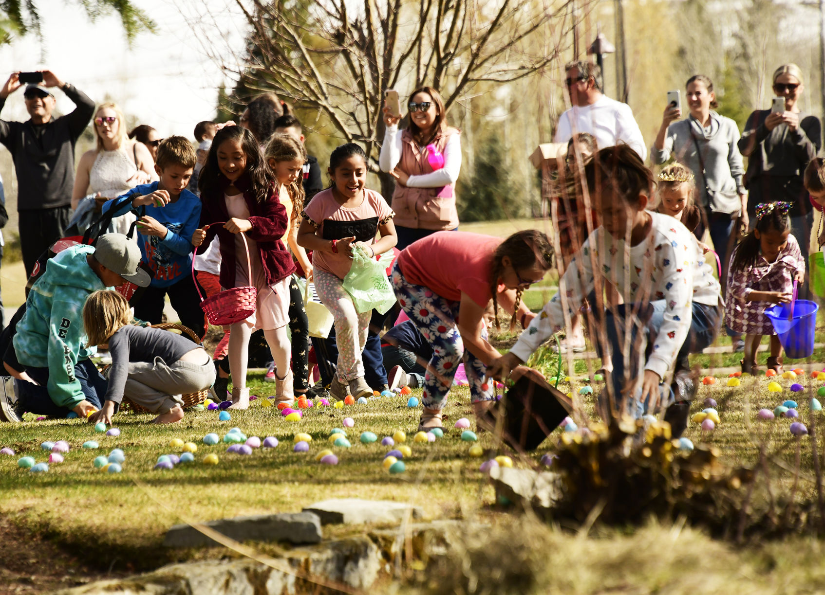 19-04-19 Easter Egg Hunt 4 Roland.jpg